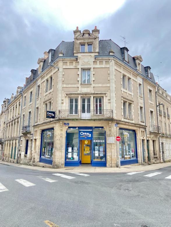 L'Ancienne Comedie, En Hyper Centre Poitiers Eksteriør billede